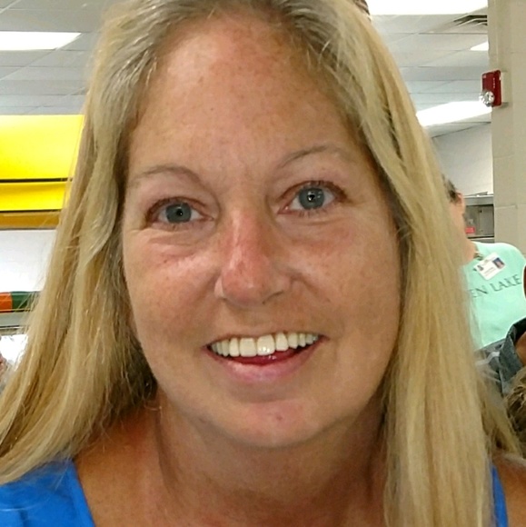 Meet your Posher, Kimberly - Picture 1 of 1